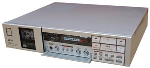 Akai GX-9